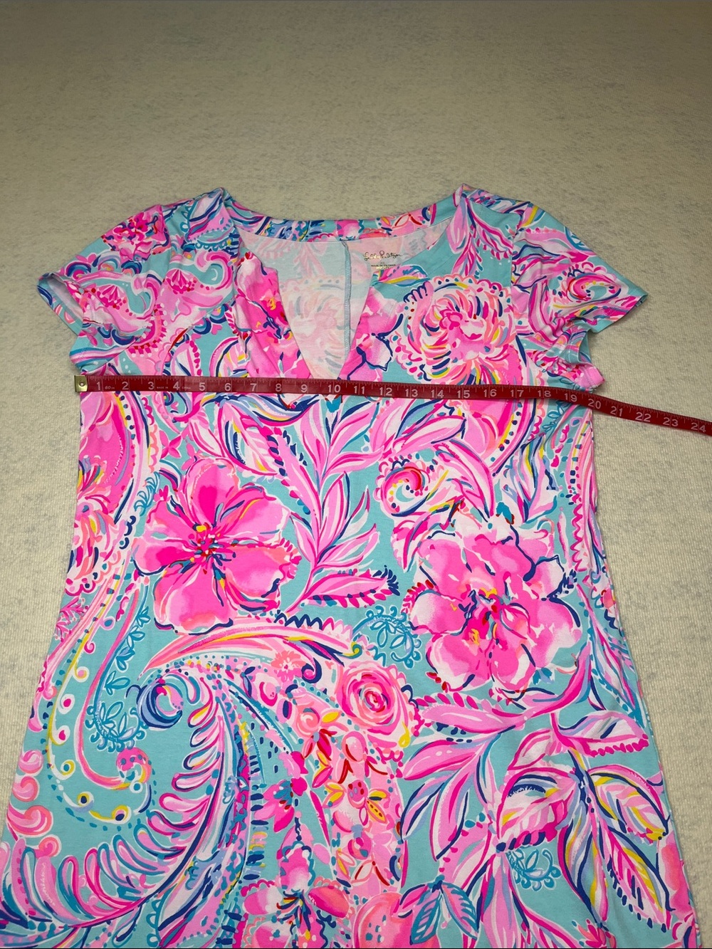 Lilly Pulitzer-“Sophiletta” UPF 50+ Dress in vibrant pink & blue print-XL - Picture 4 of 8